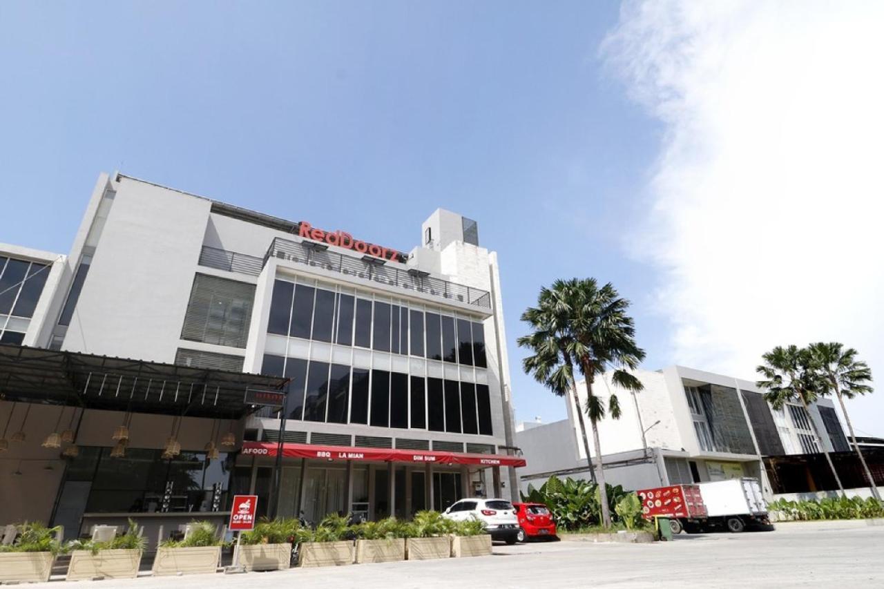 Reddoorz Plus @ Kapuk Business Park Jacarta Exterior foto