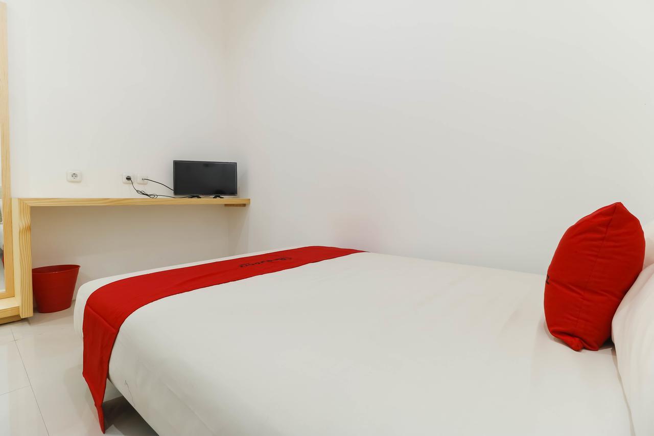 Reddoorz Plus @ Kapuk Business Park Jacarta Exterior foto