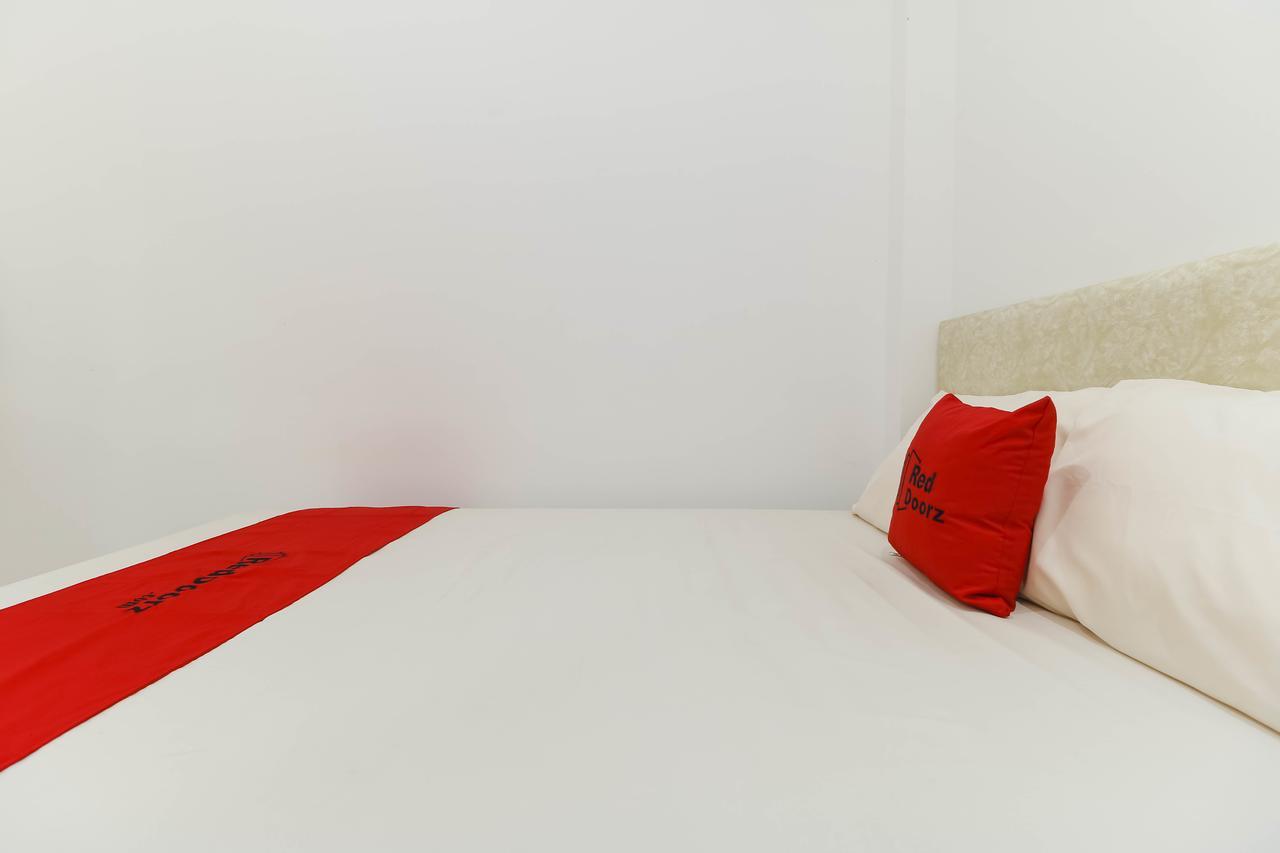 Reddoorz Plus @ Kapuk Business Park Jacarta Exterior foto
