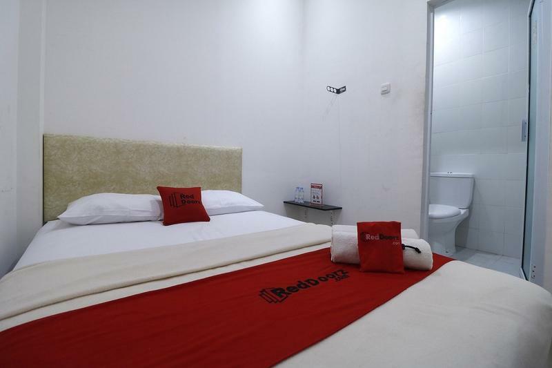 Reddoorz Plus @ Kapuk Business Park Jacarta Exterior foto